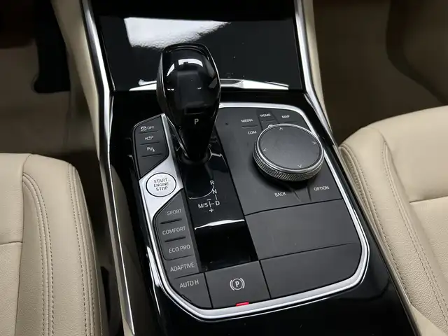 BMW 3 Series view 20
