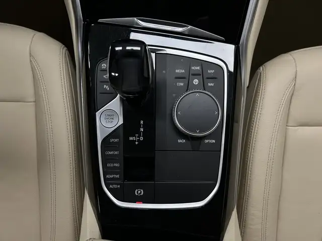 BMW 3 Series view 19