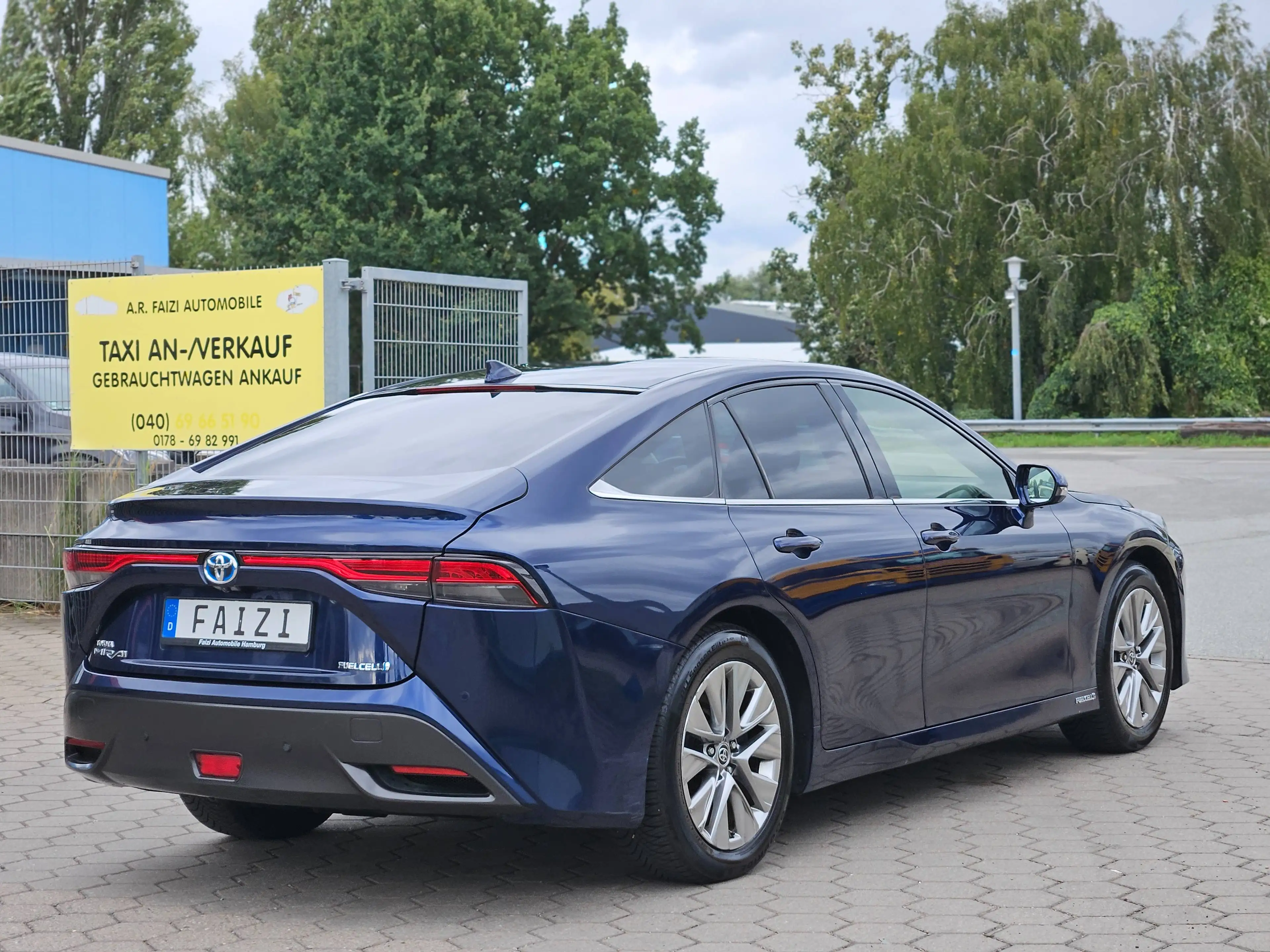 Toyota Mirai Leder TOP-Ausstattung 360° Kamera Navi Parktronik — photo 7