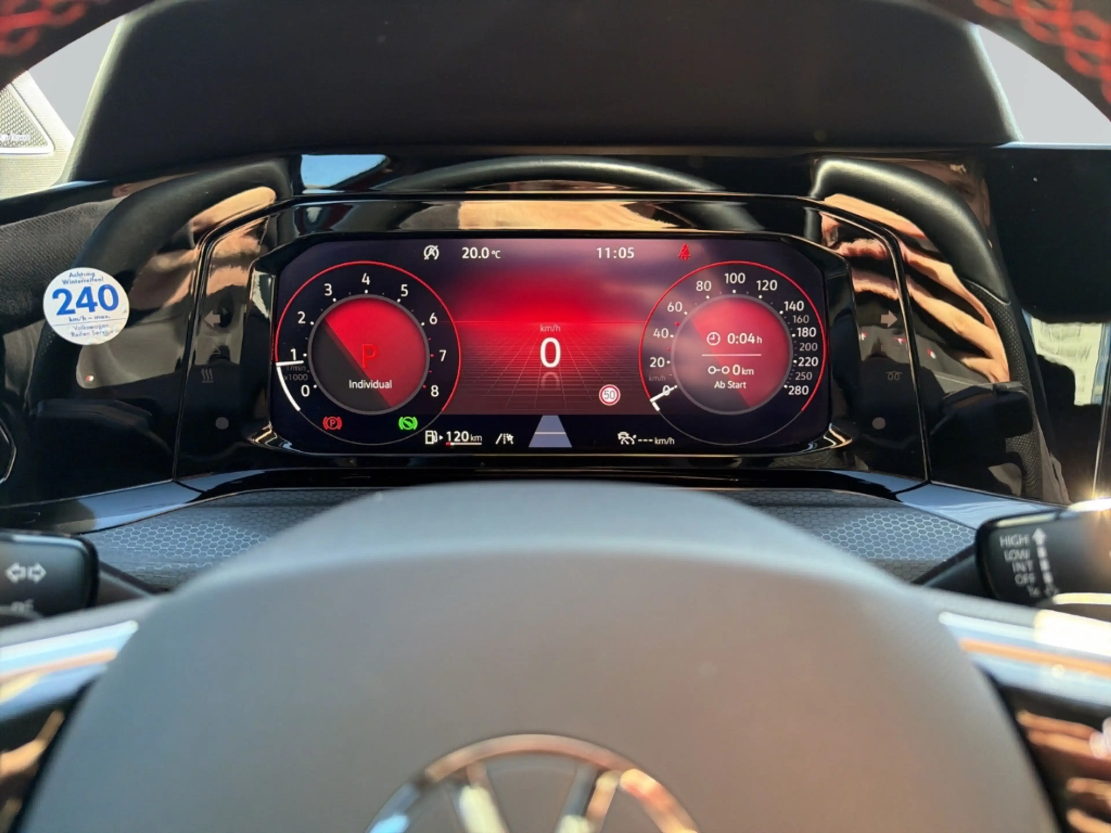 Volkswagen Golf GTI VIII Clubsport 2.0 TSI DSG Navi SHZ HUD HarmanKard — photo 12