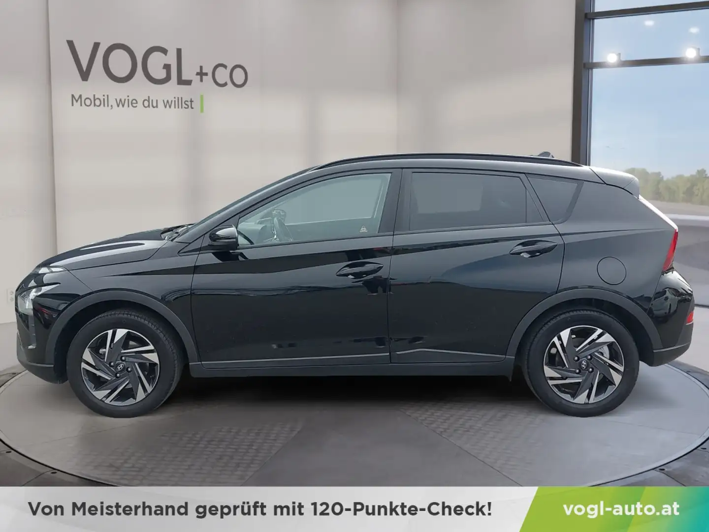Hyundai BAYON 1,2 MPI i-Line Plus Schwarz - 2