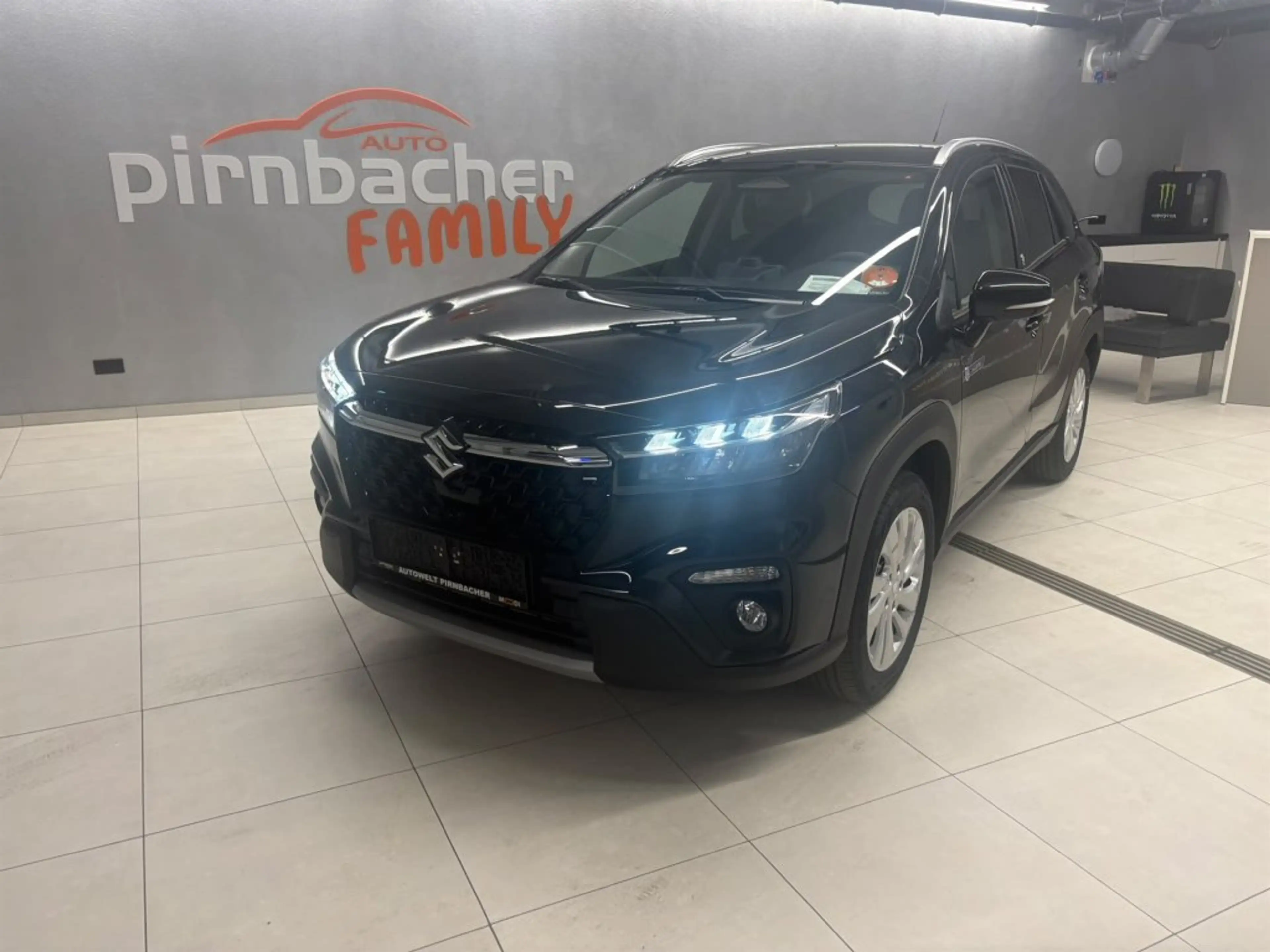 Suzuki S-Cross 1.4 HYBRID ALLGRIP shine — photo 4