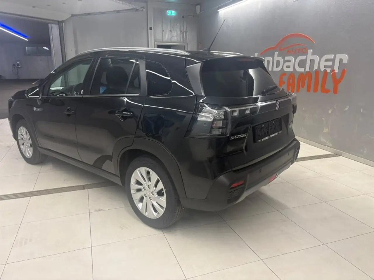 Suzuki S-Cross