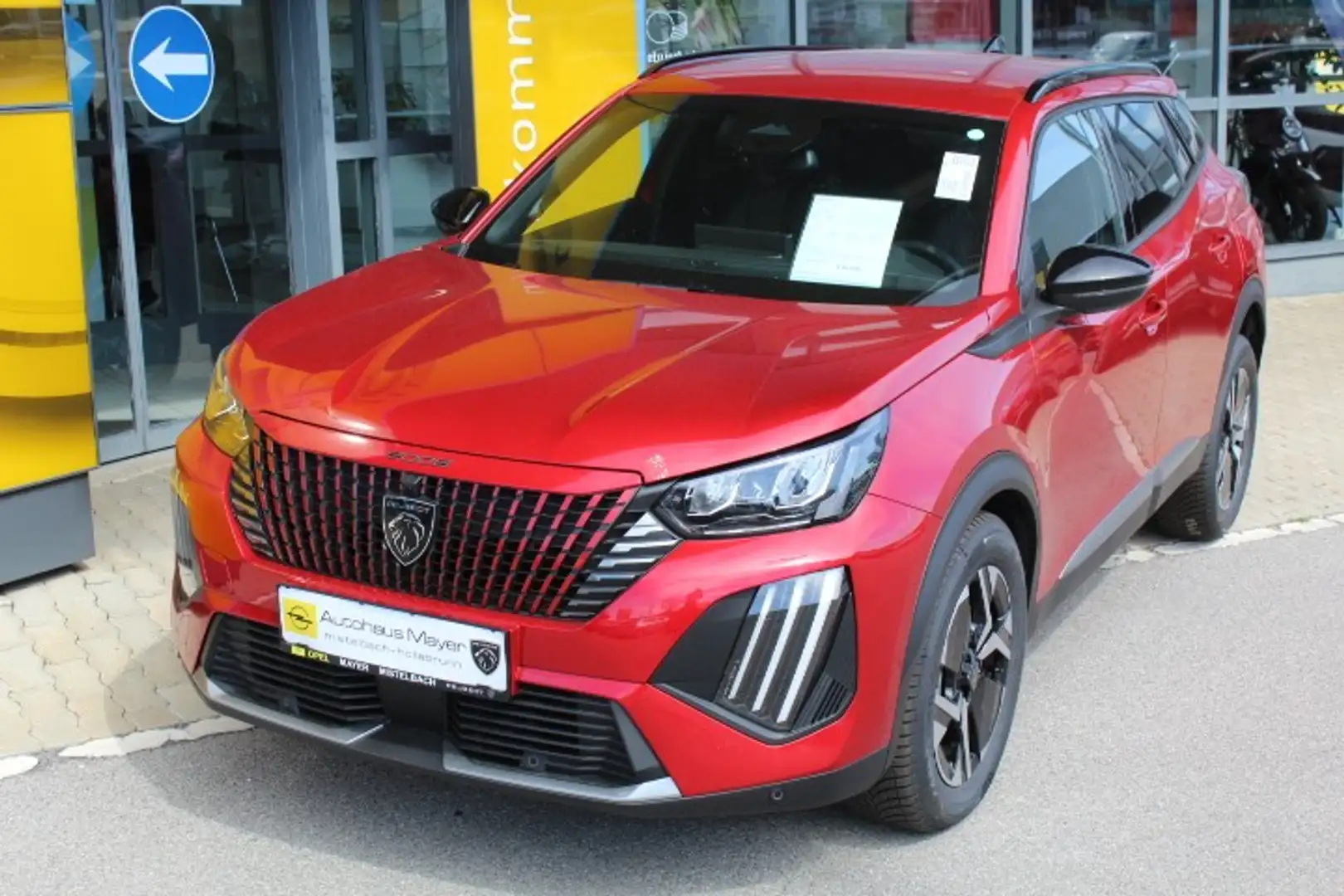 Peugeot 2008 Hybrid 145 e-DCS6 Allure Rot - 1