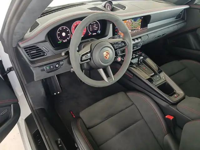 Porsche 911 Carrera 4 GTS Ansicht 19