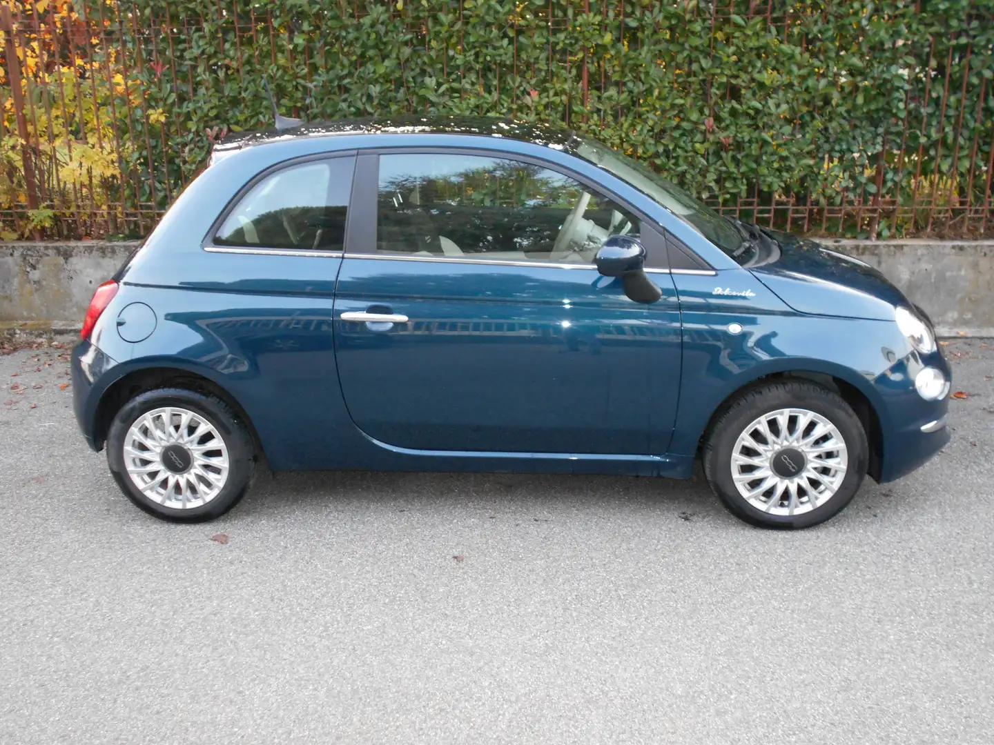 Fiat 500 HYBRID DOLCEVITA SENZA OBBLIGO SERVIZI Blu/Azzurro - 2