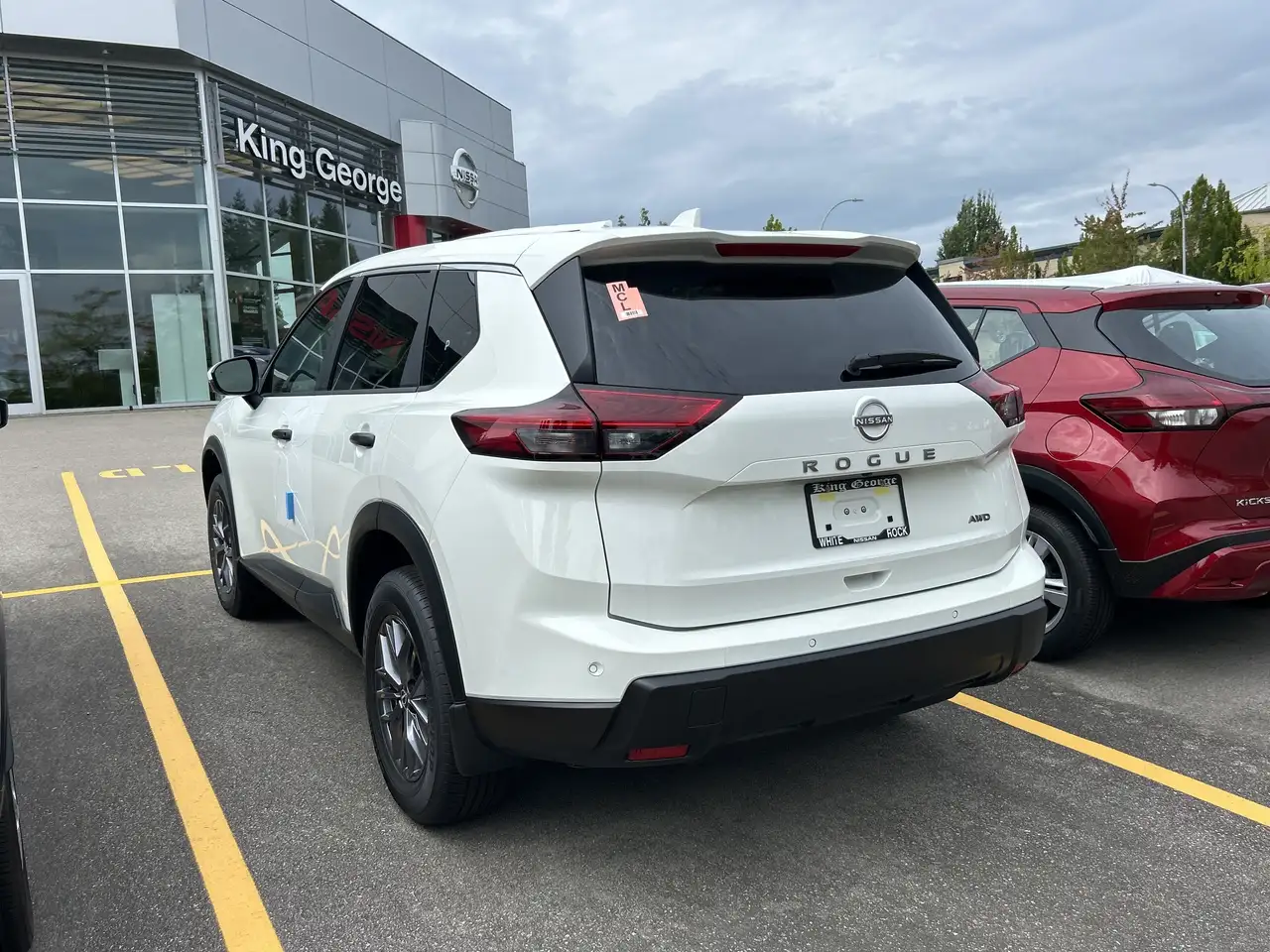 Nissan Rogue снимка Nissan Rogue