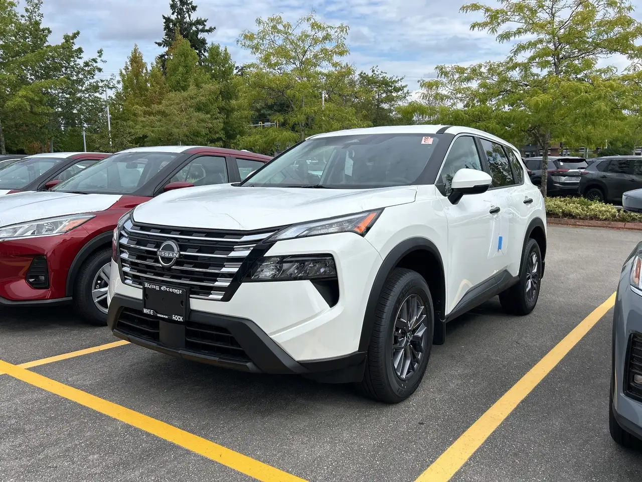 Nissan Rogue снимка Nissan Rogue