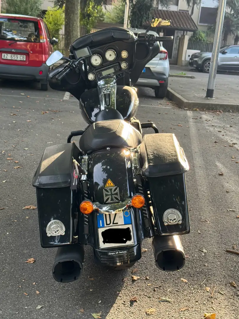 Harley-Davidson Street Glide Step4 - 1