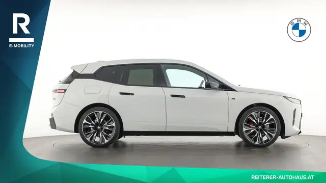 BMW iX M70 *2-Achs Luftfederung *Int. Aktivlenkung *AHK Ansicht 7