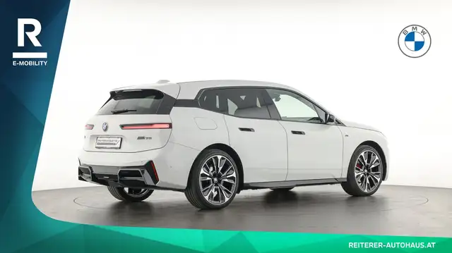 BMW iX M70 *2-Achs Luftfederung *Int. Aktivlenkung *AHK Ansicht 6