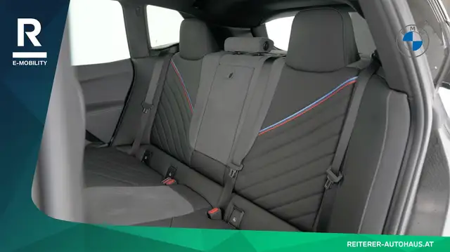 BMW iX M70 *2-Achs Luftfederung *Int. Aktivlenkung *AHK Ansicht 29
