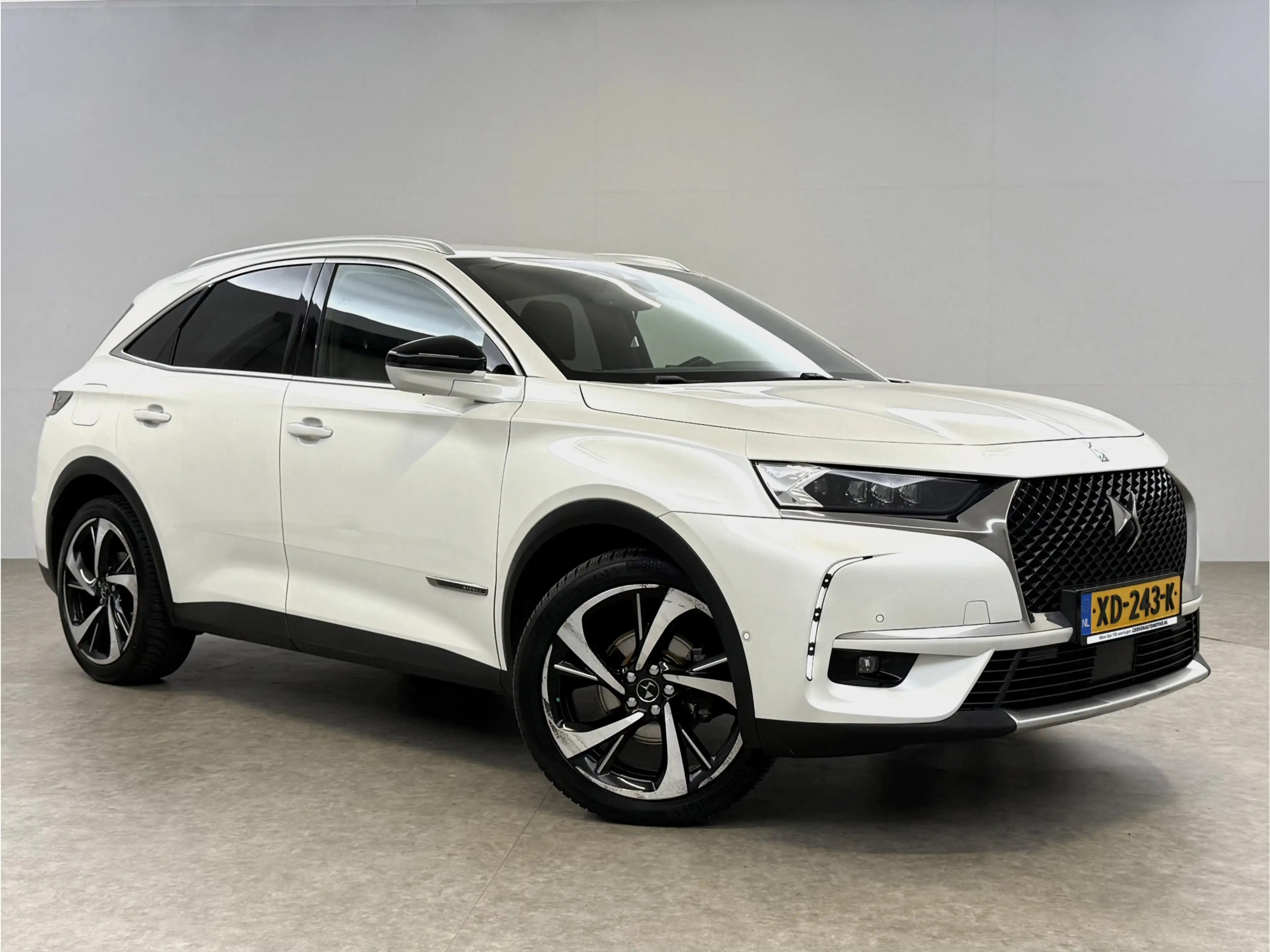 DS Automobiles DS 7 1.6 PureTech Executive | Camera | Virtual | Focal — photo 6