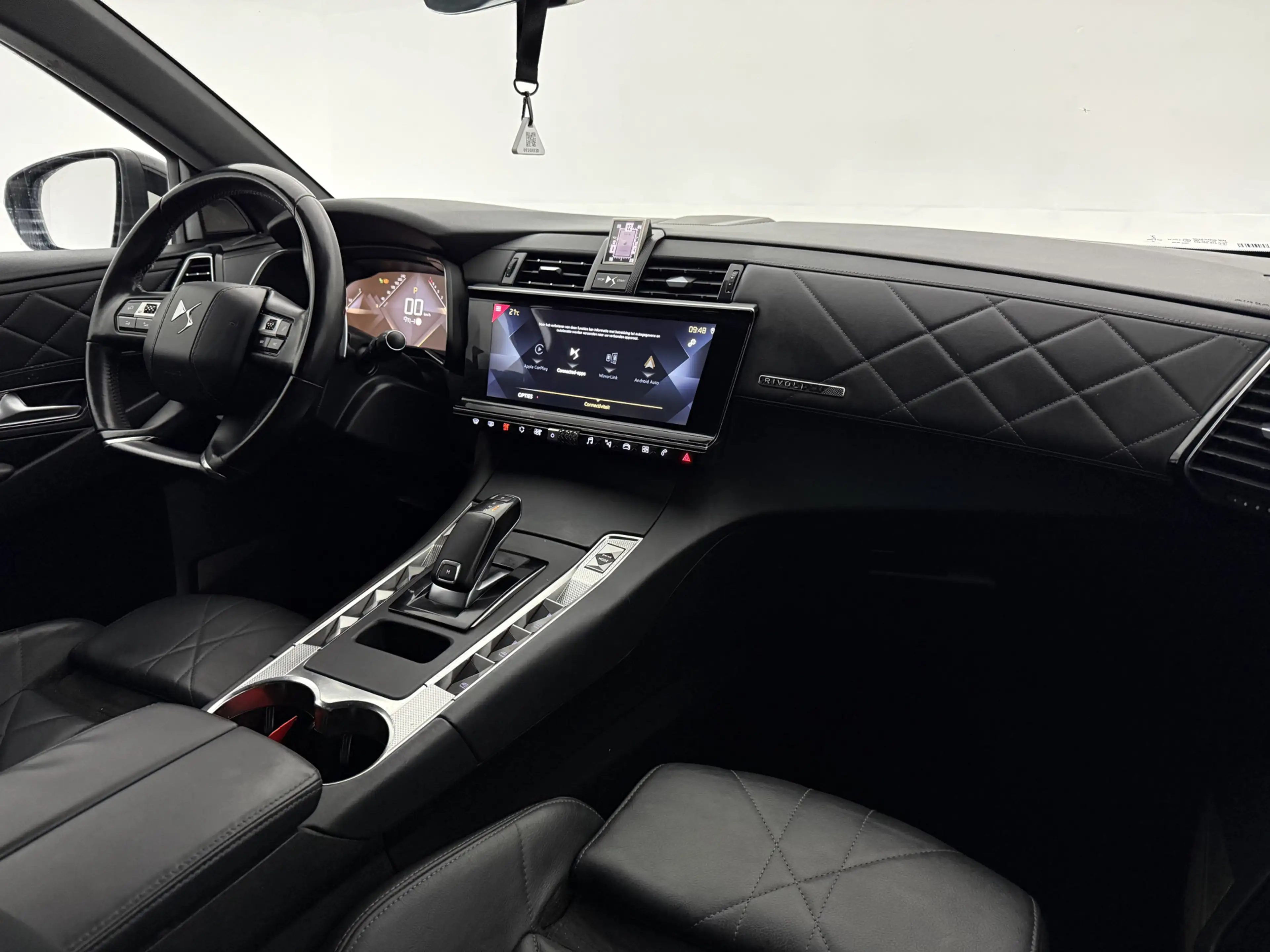 DS Automobiles DS 7 1.6 PureTech Executive | Camera | Virtual | Focal — photo 4