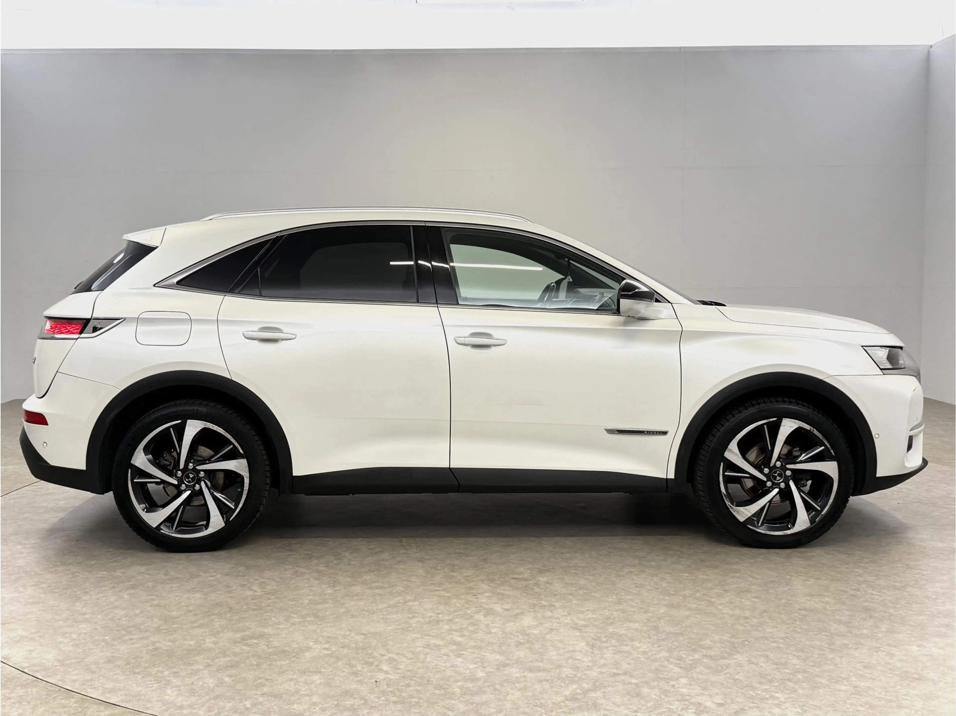 DS Automobiles DS 7 1.6 PureTech Executive | Camera | Virtual | Focal — photo 10