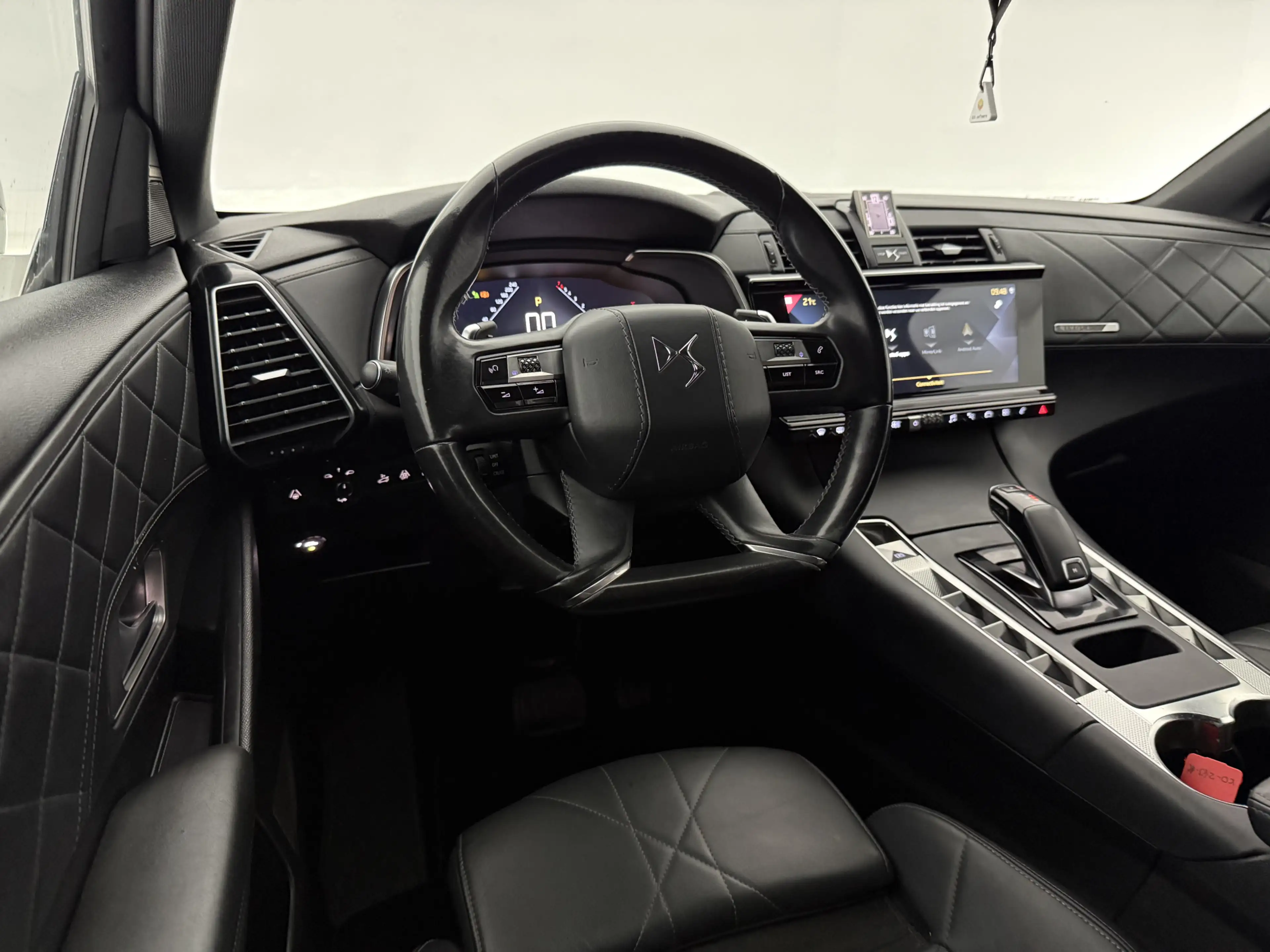 DS Automobiles DS 7 1.6 PureTech Executive | Camera | Virtual | Focal — photo 14