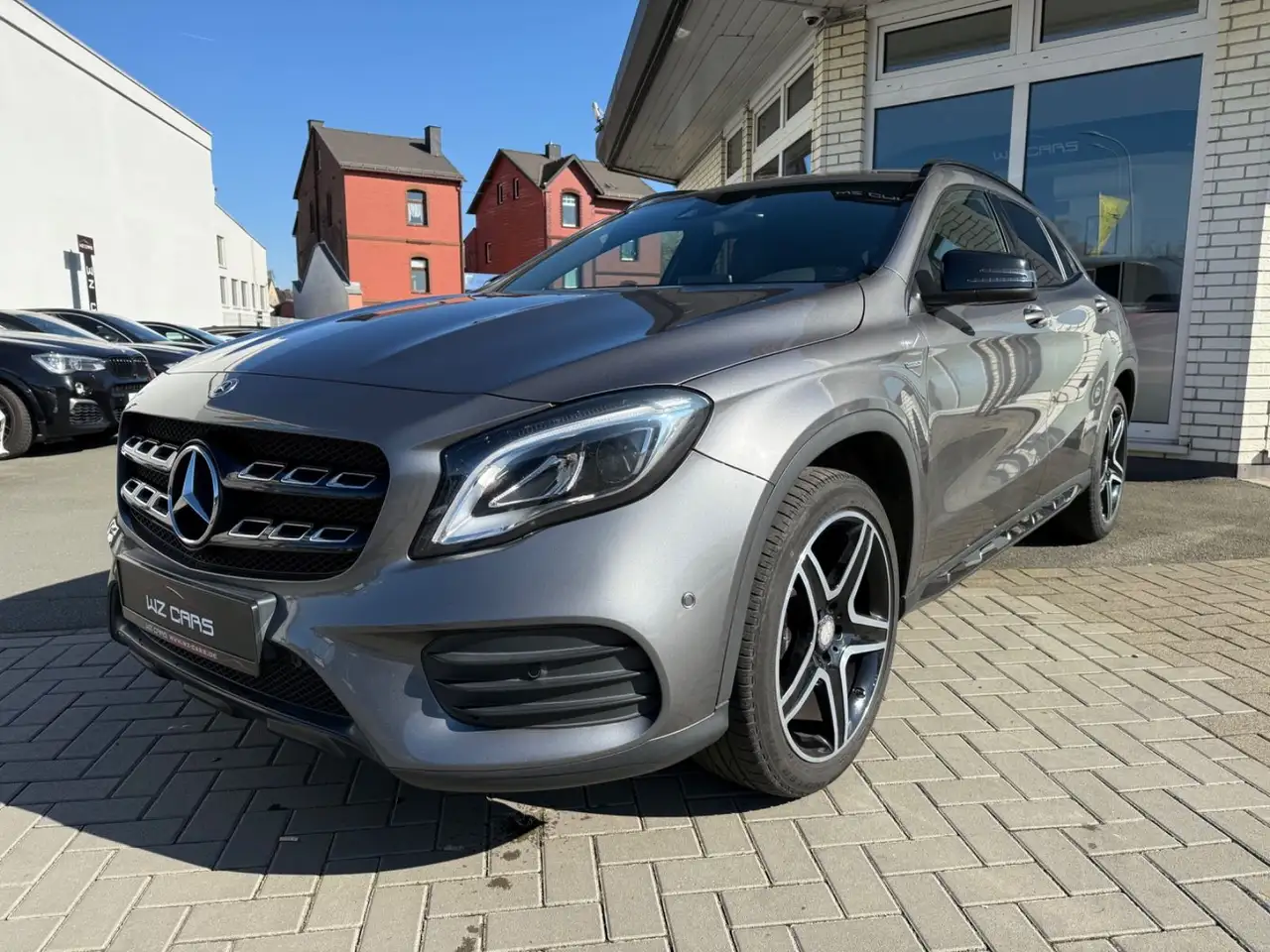 Mercedes-Benz GLA 180
