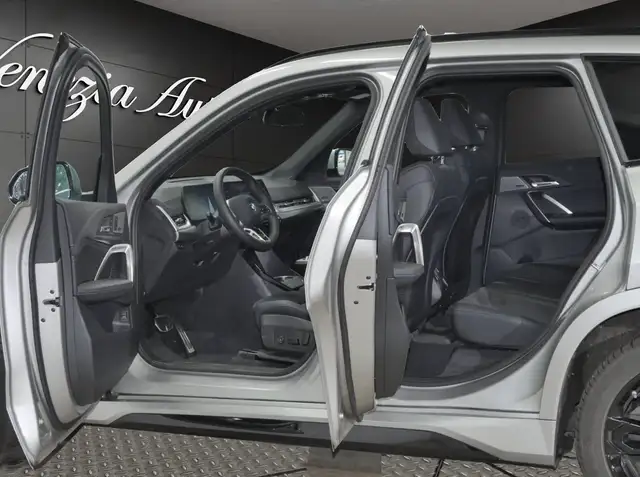 BMW X1 view 3
