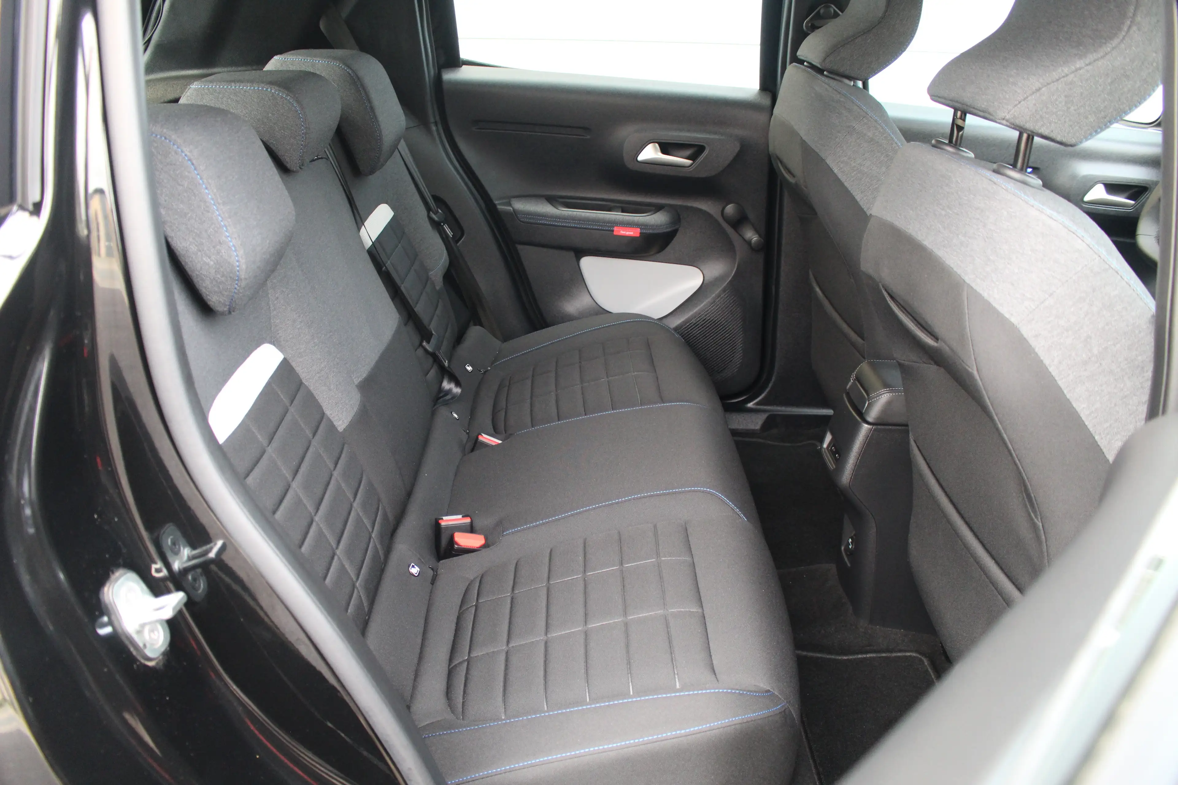 Citroen E-C3 Business 113pk Comfort Range 44 kWh | Airco | Comf — photo 27