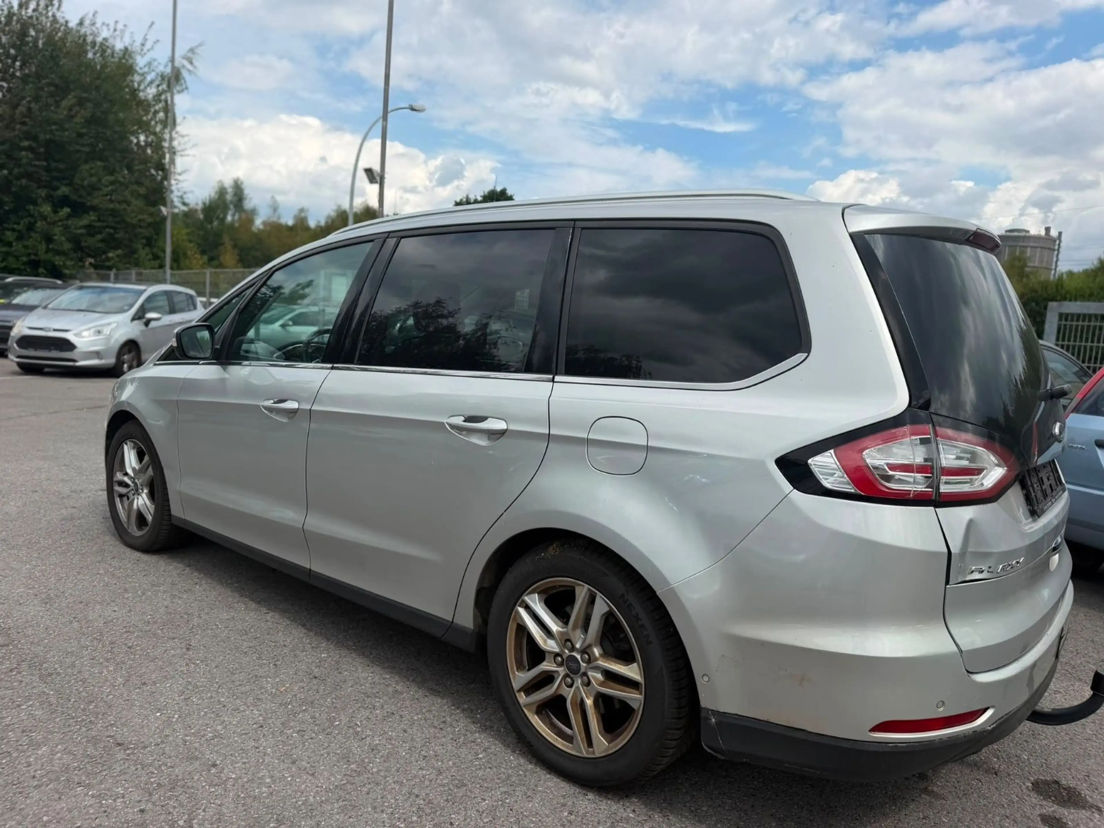 Ford Galaxy Titanium*AUTOMATIK*EURO 6* — photo 3
