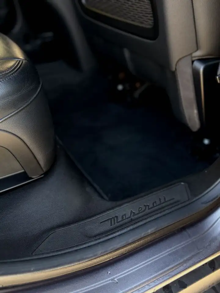 Maserati Levante 2021 — фото 11