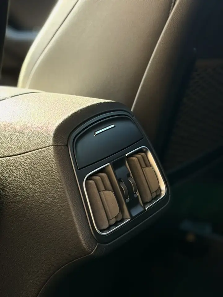 Maserati Levante 2021 — фото 12