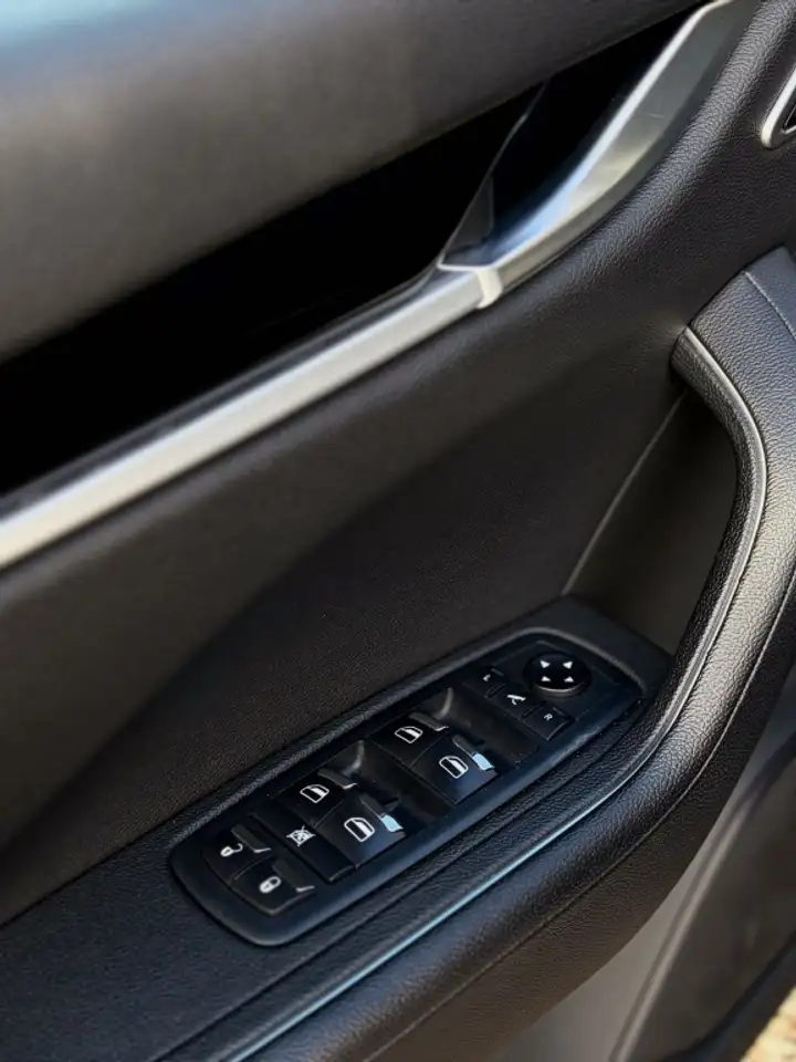 Maserati Levante 2021 — фото 14