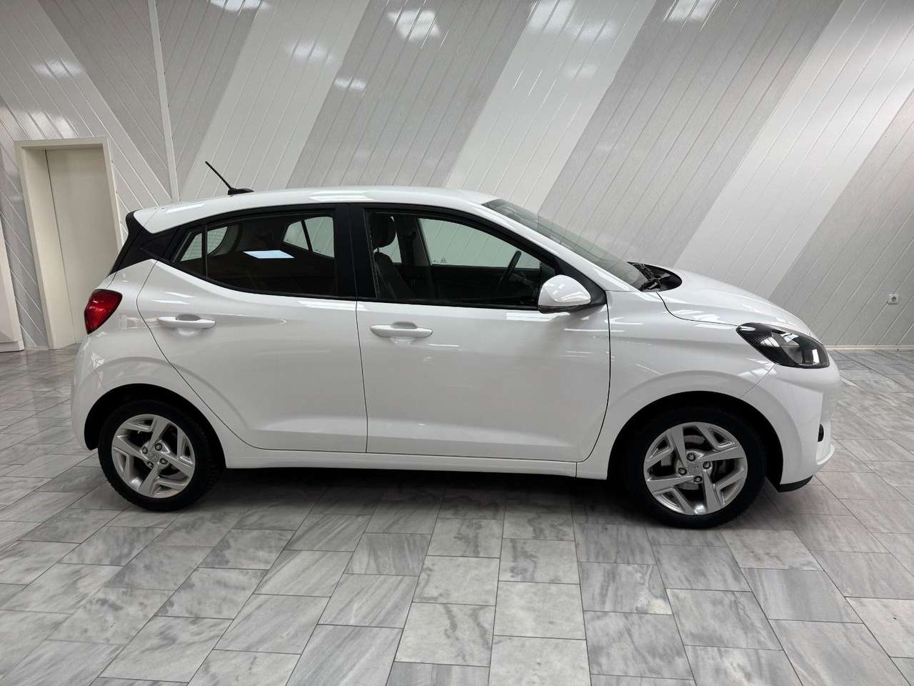 Hyundai i10 2023