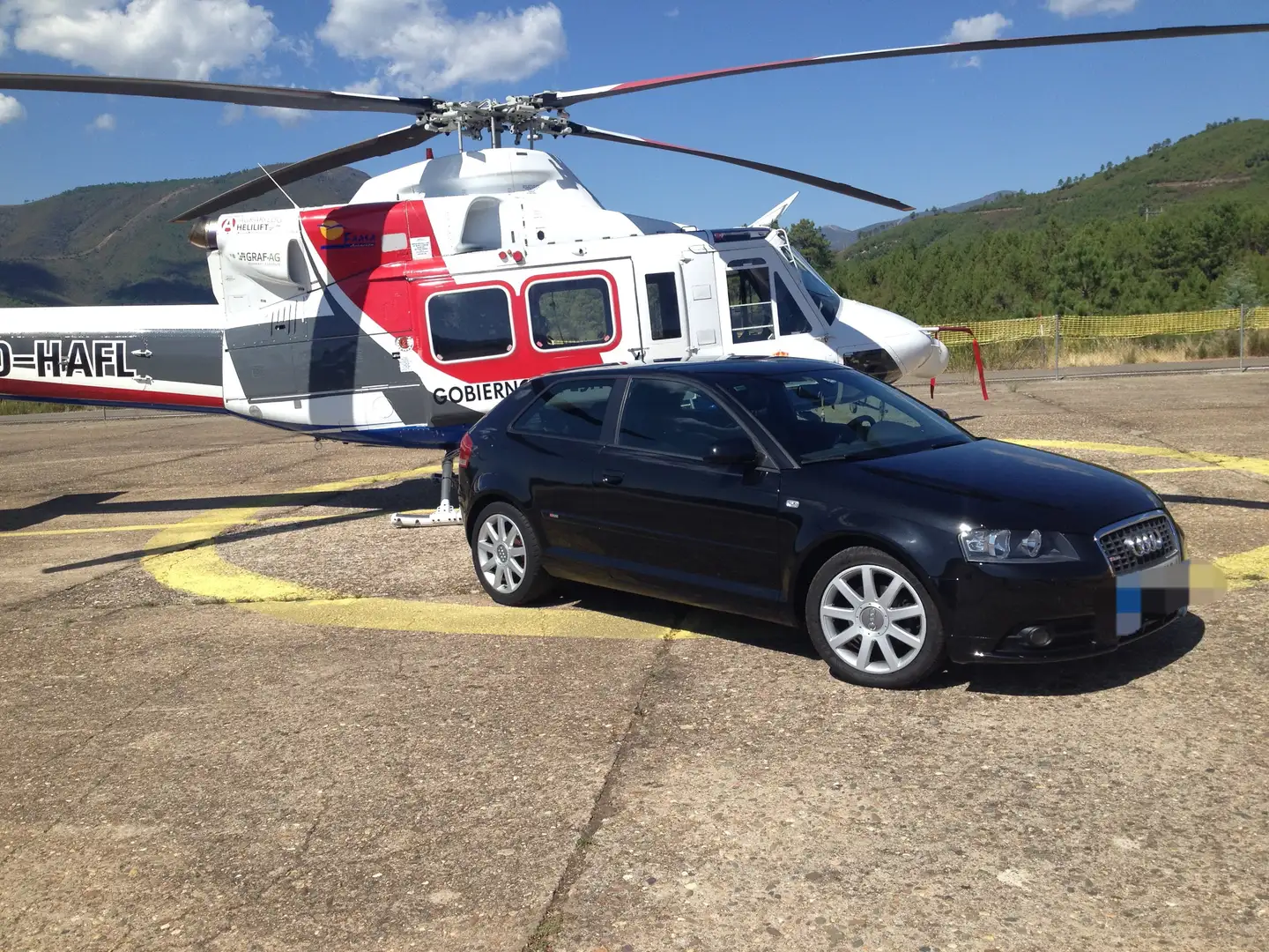 Audi A3 2.0TDI Ambiente DPF Negro - 2