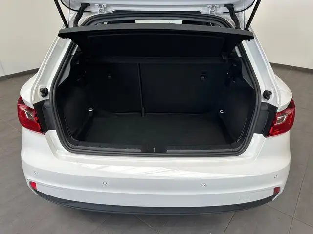 Audi A1 view 8
