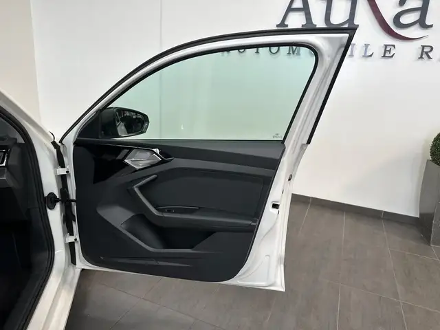 Audi A1 view 7