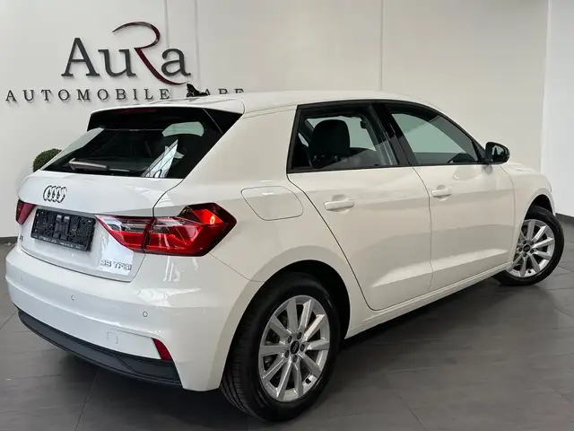 Audi A1 view 4