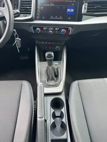Audi A1 view 13