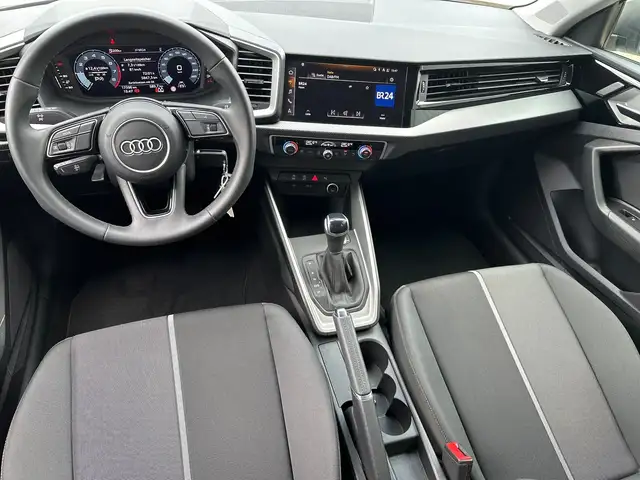 Audi A1 view 12