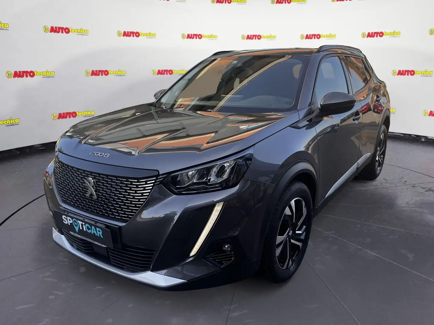 Peugeot 2008 BlueHDi 100 S&S Allure Pack Grau - 1