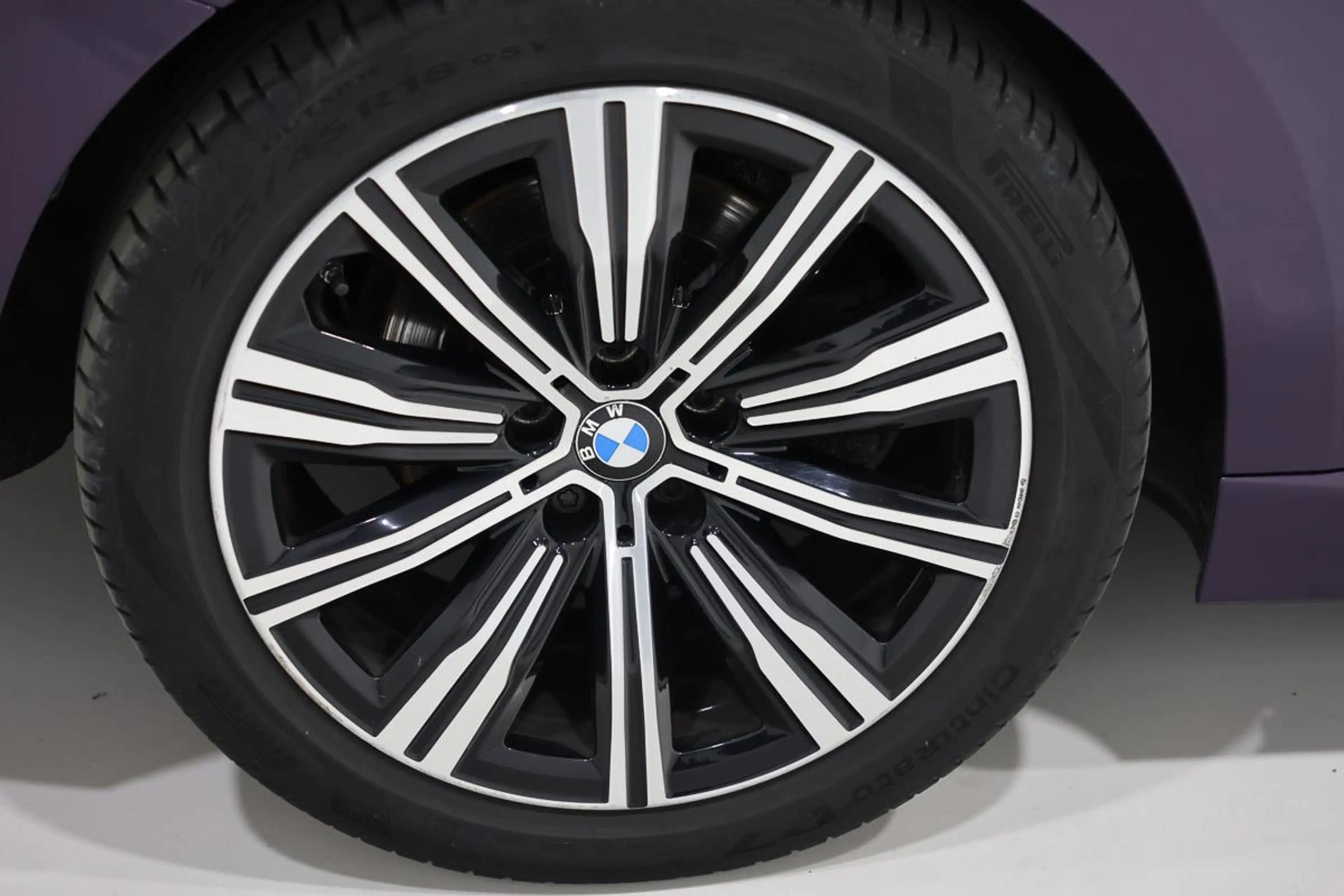 BMW 220 i - BVA 18 - LED - CUIR SPORT - GPS — photo 11