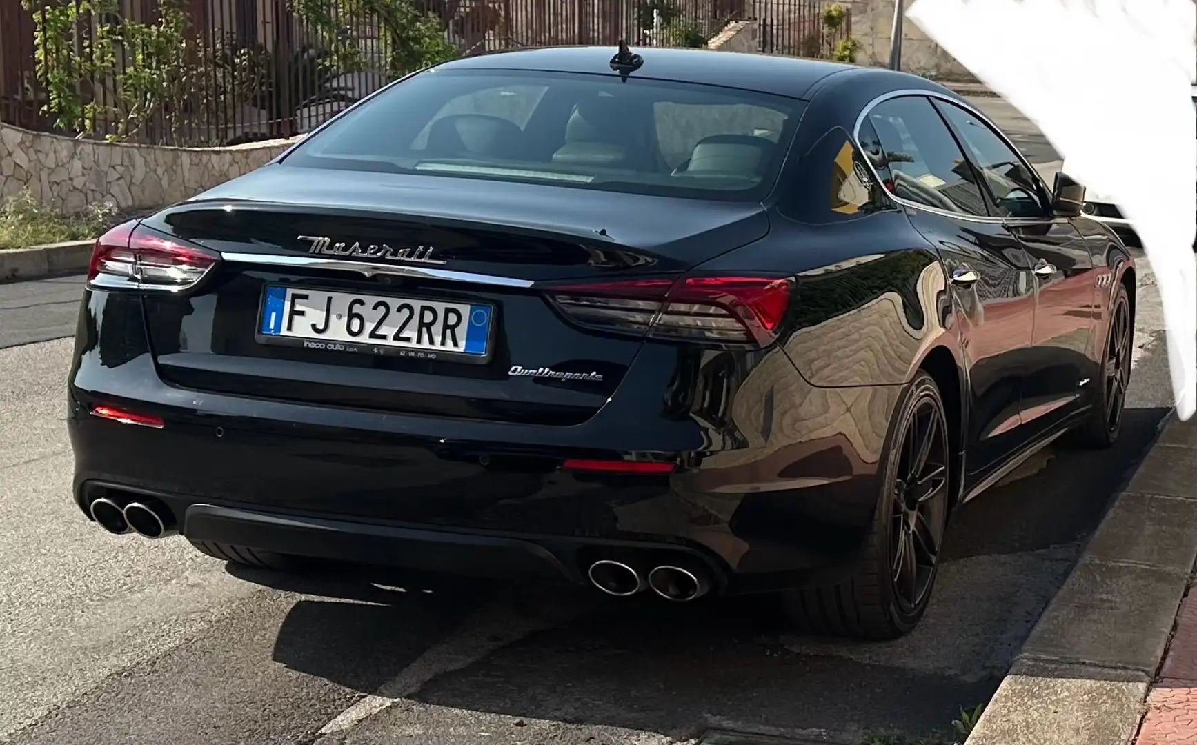 Maserati Quattroporte 3.0 V6 ds 250cv auto Nero - 2