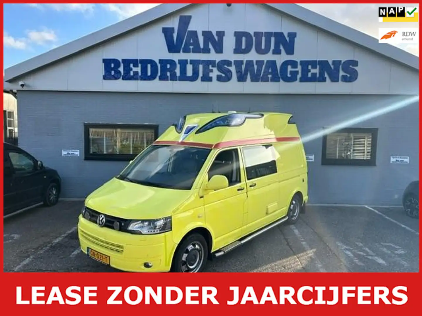 Volkswagen KOMBI Ambulance autom marge184pk Geel - 1