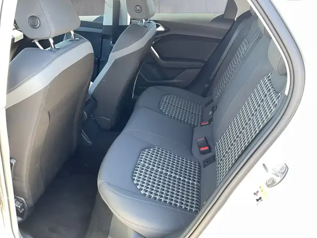 Audi A1 view 13