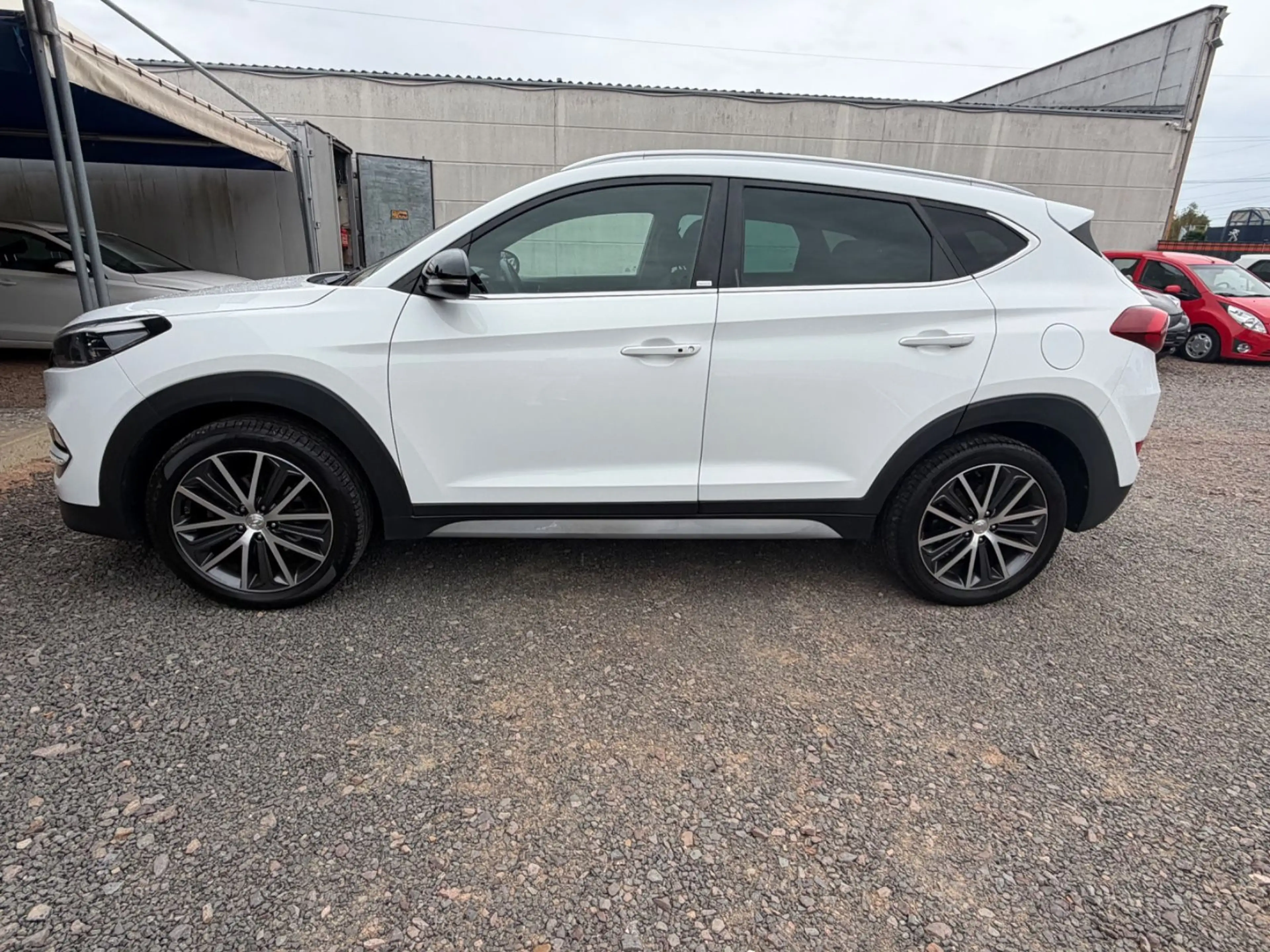 Hyundai TUCSON Passion *AHK* — photo 3