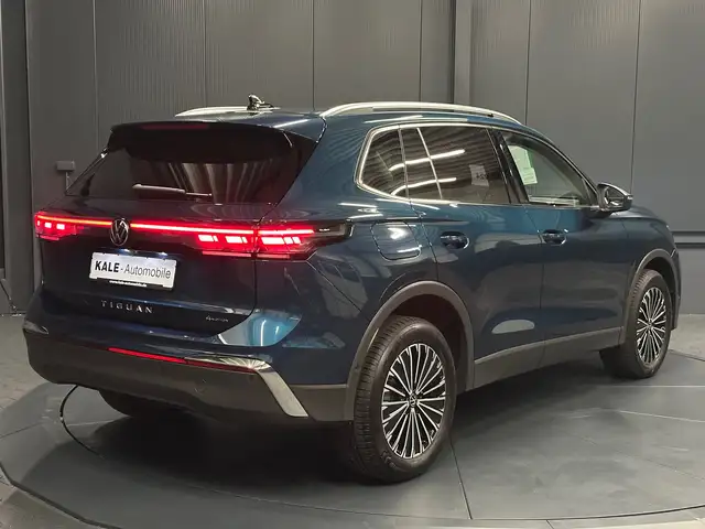 Volkswagen Tiguan view 5
