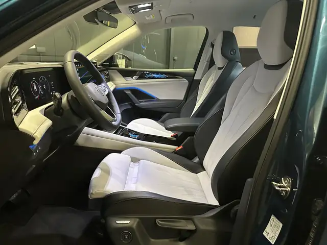 Volkswagen Tiguan view 14