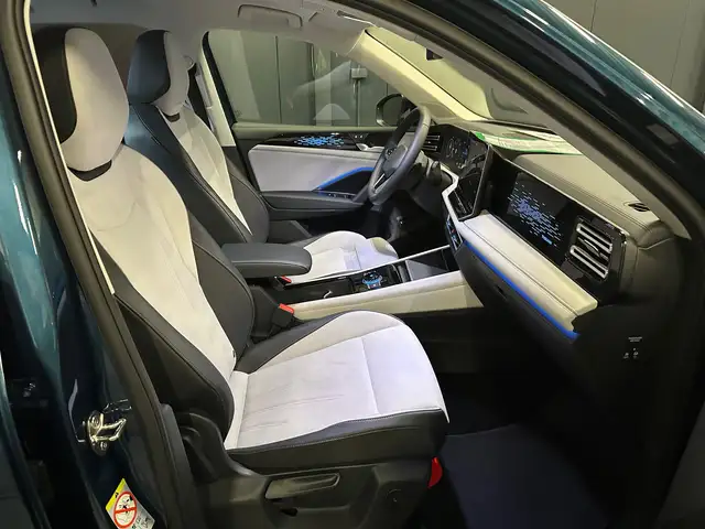 Volkswagen Tiguan view 10