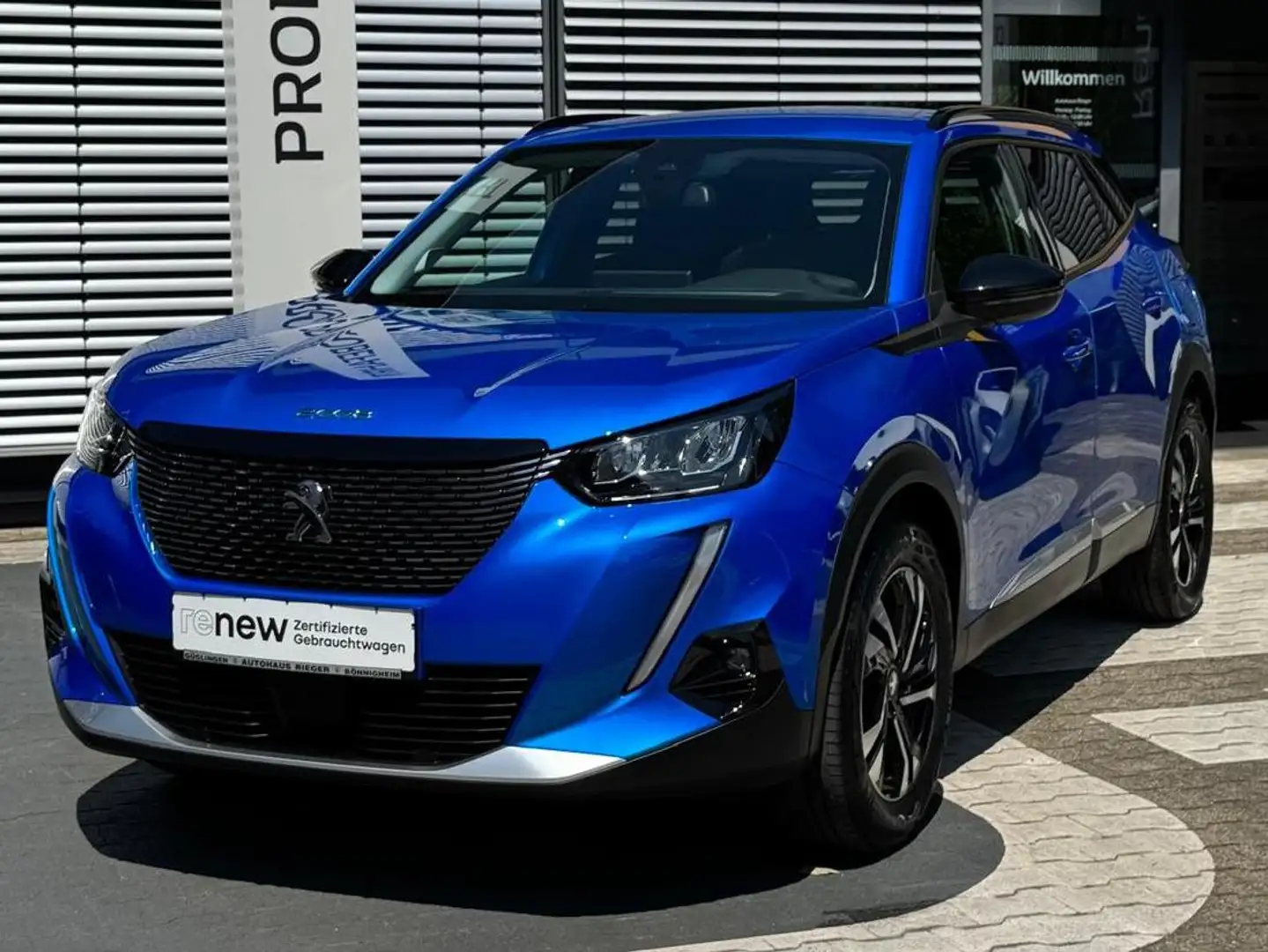 Peugeot 2008 Allure Pack 130 Blau - 1