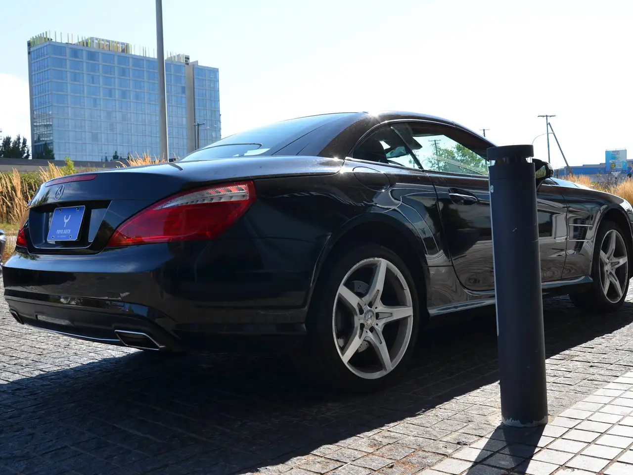 Mercedes-Benz SL снимка Mercedes-Benz SL
