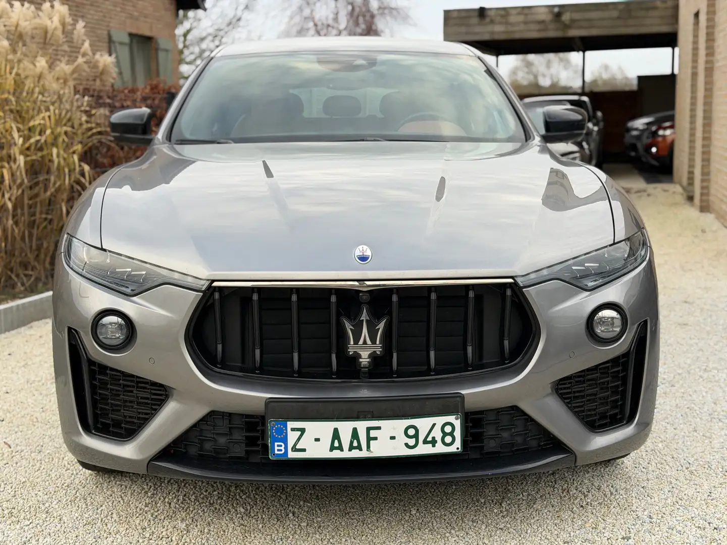 Maserati Levante Levante 3.0 V6 BiTurbo Q4 GranSport FACELIFT Grijs - 2