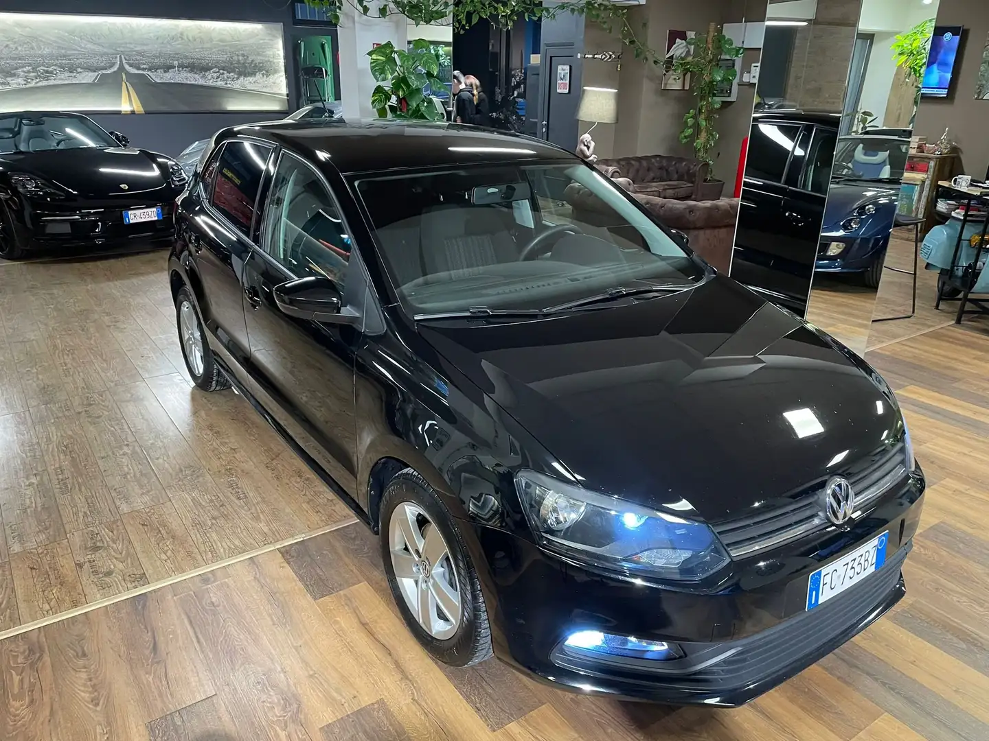 Volkswagen Polo 5p 1.4 tdi Comf. 75cv NEOPATENTATI Noir - 1