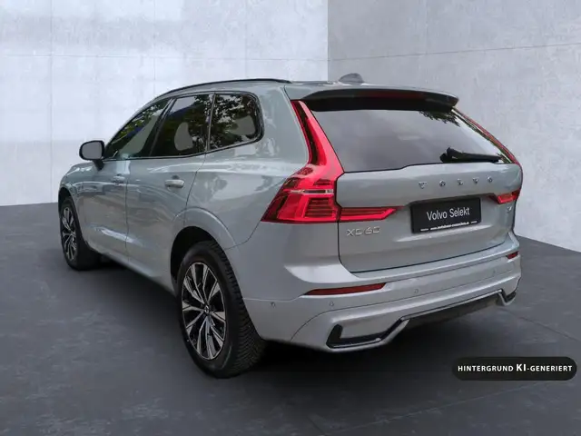 Volvo XC60 view 5
