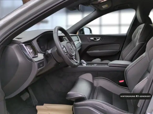 Volvo XC60 view 12