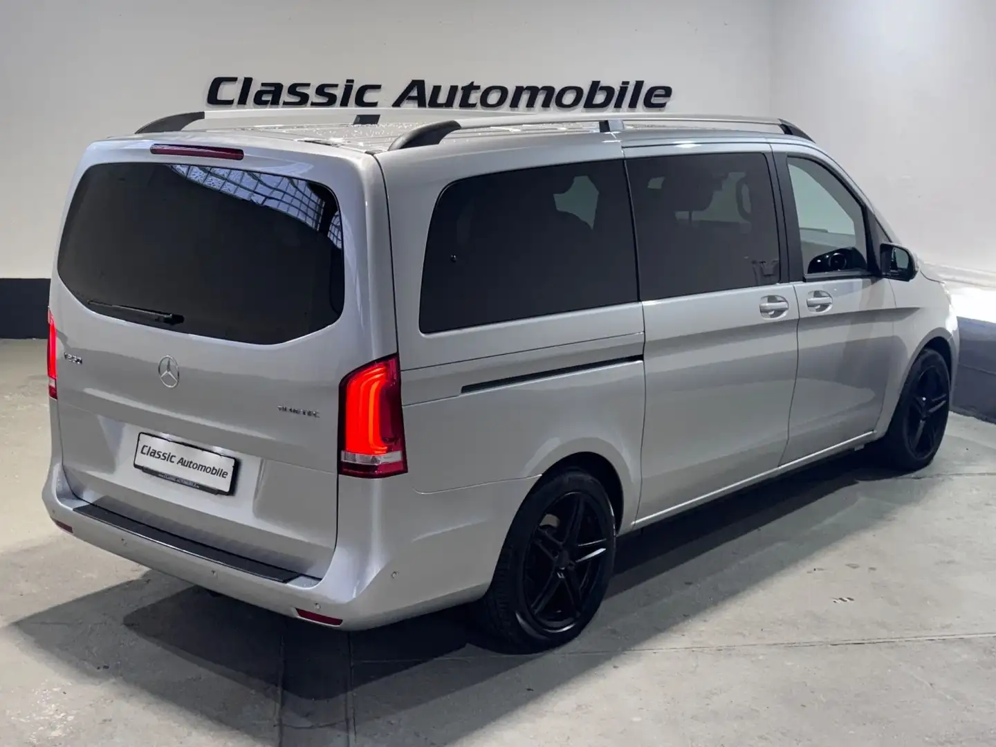 Mercedes-Benz V 250 BlueTEC lang Silber - 2